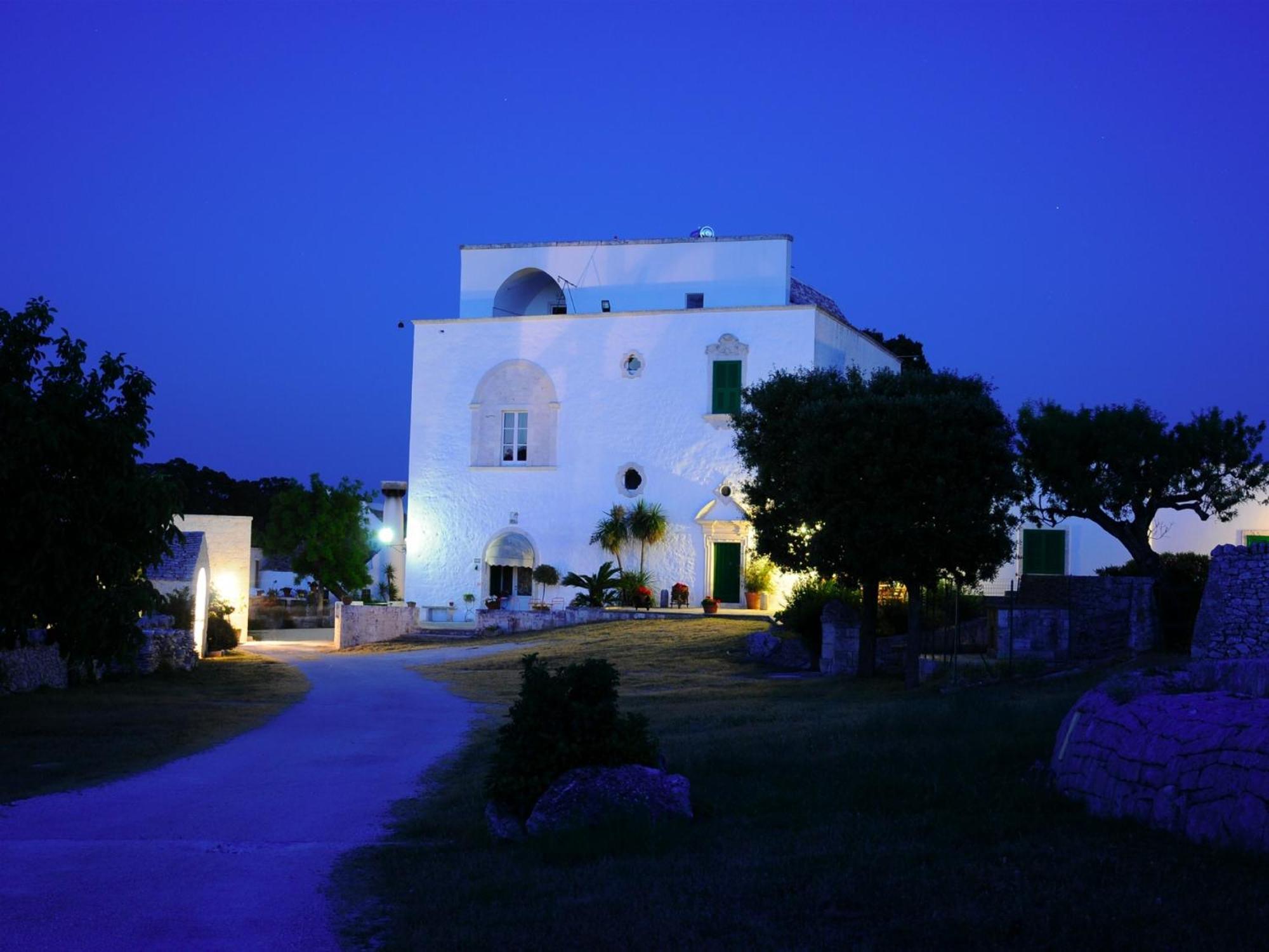 Agriturismo Masseria Aprile لوكوروتوندو المظهر الخارجي الصورة