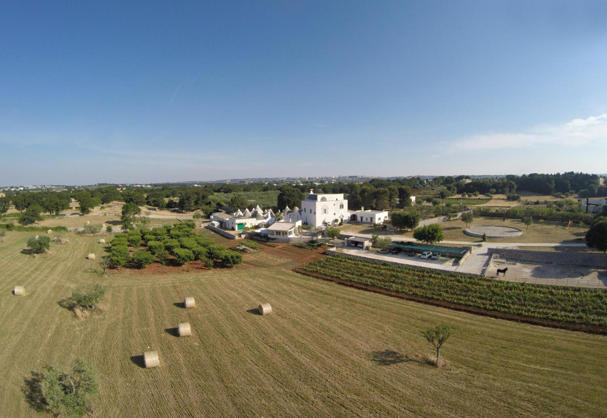 Agriturismo Masseria Aprile لوكوروتوندو المظهر الخارجي الصورة